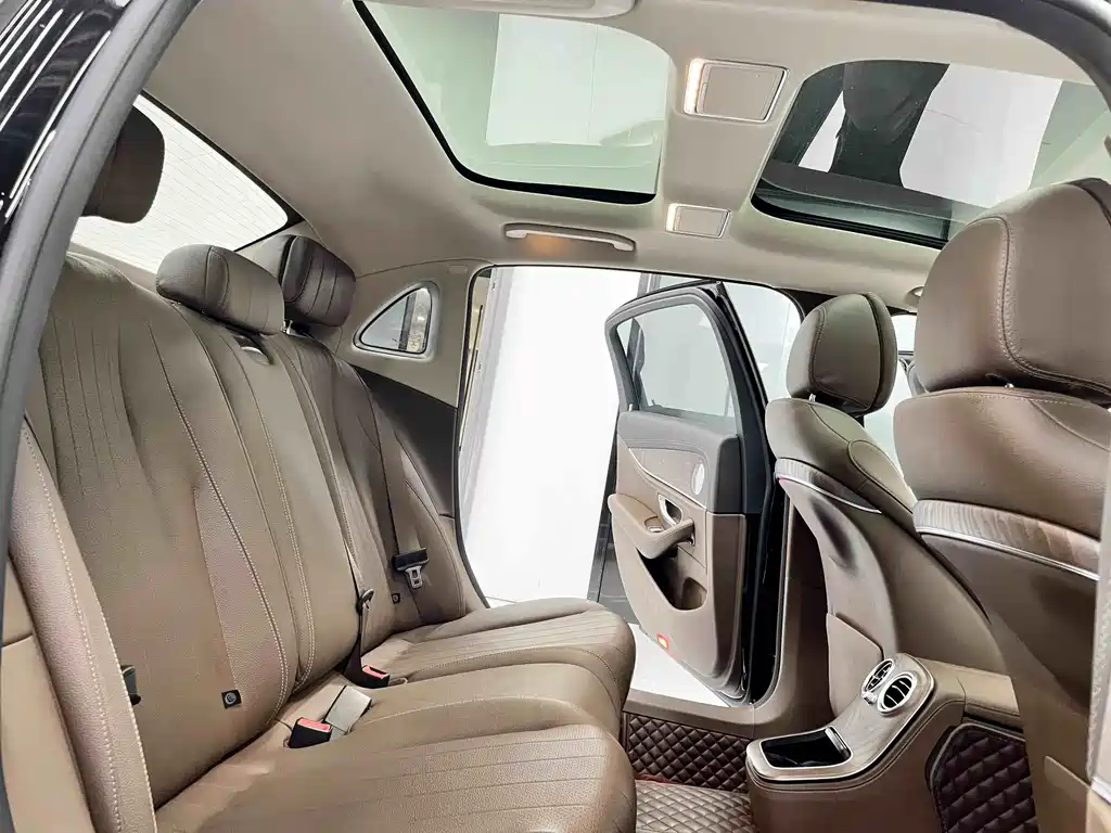 Mercedes-Benz E-Class 2020