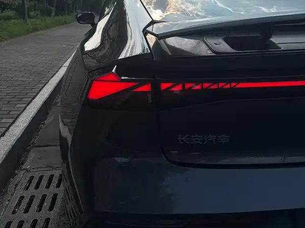 Changan UNI-V 2022