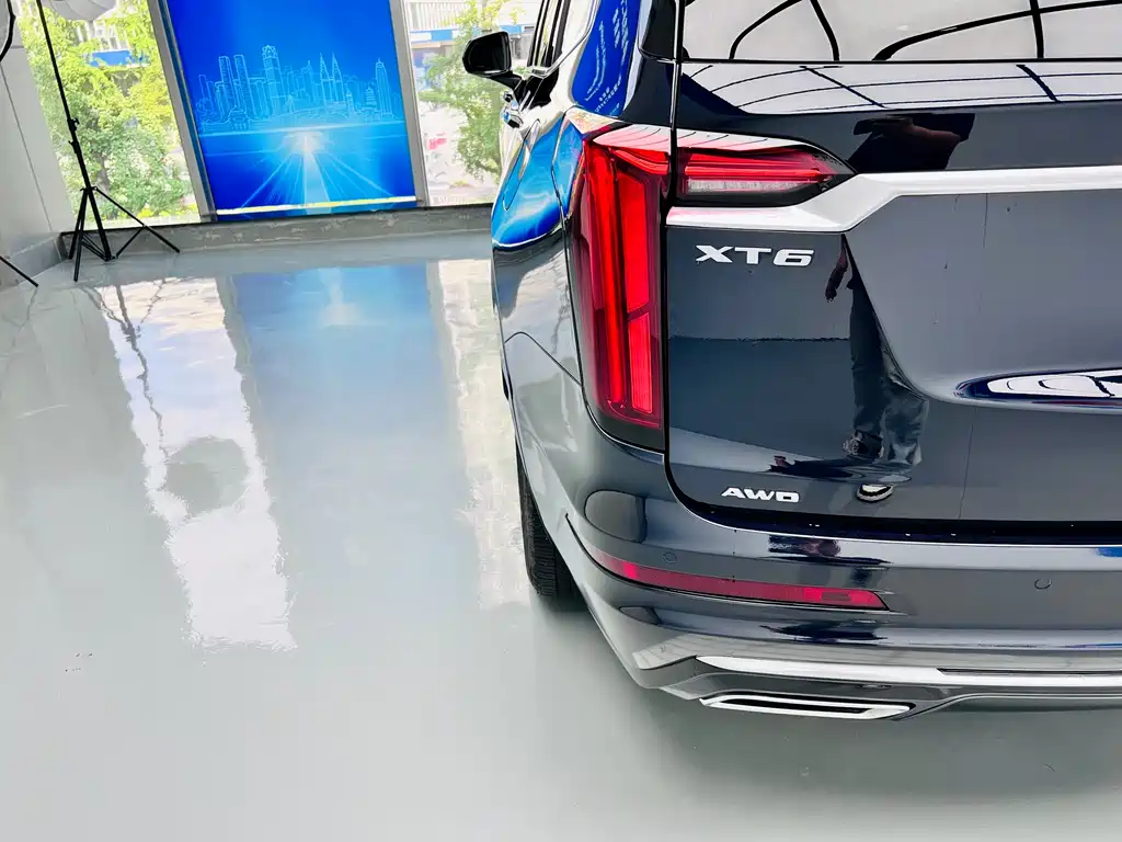 Cadillac XT6 2021 — фото 10