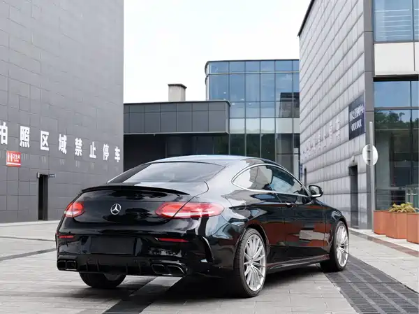 Mercedes-Benz C-Class 2019