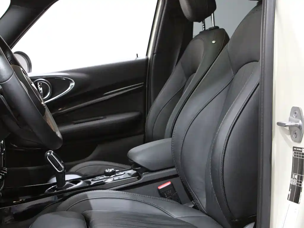 MINI Clubman 2022 — фото 11