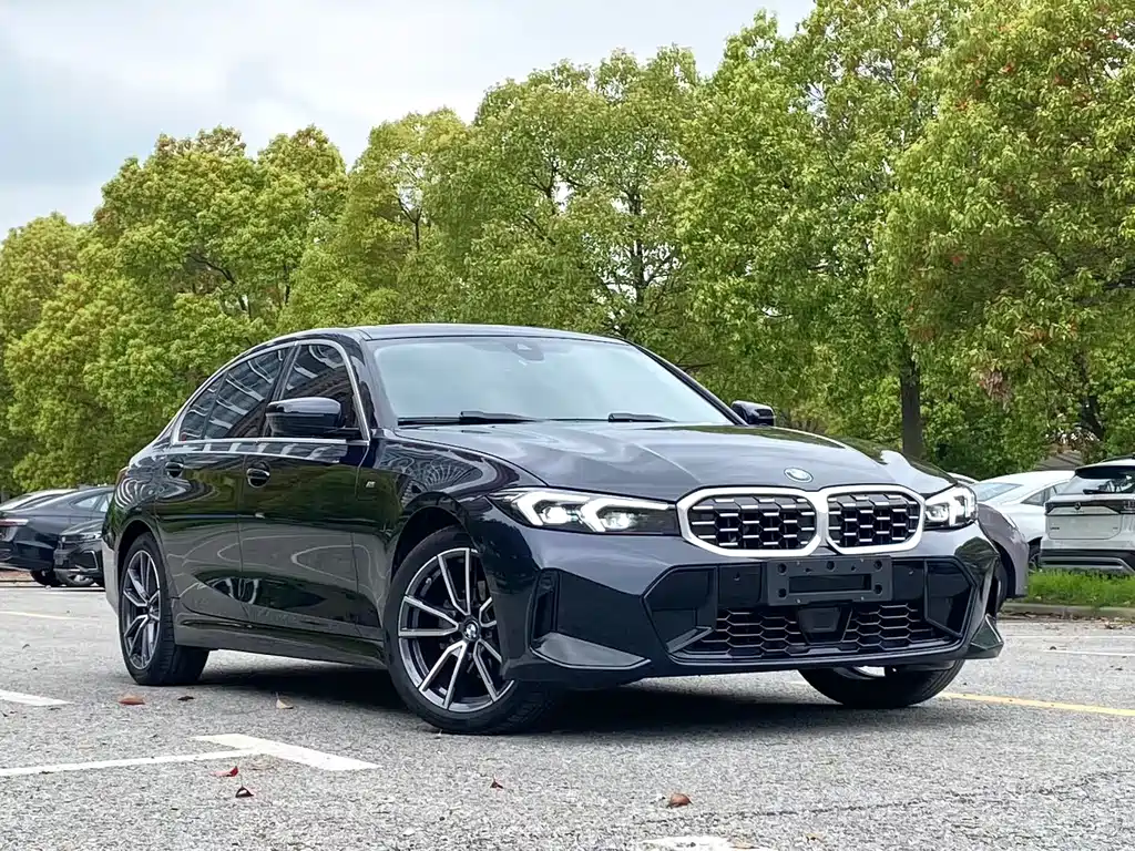 BMW 3 Series 2025
