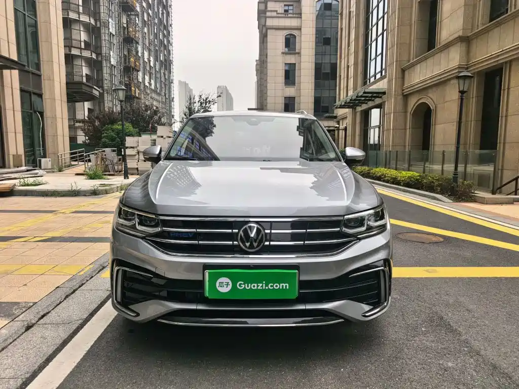 Volkswagen Tiguan L PHEV 2022 — фото 3