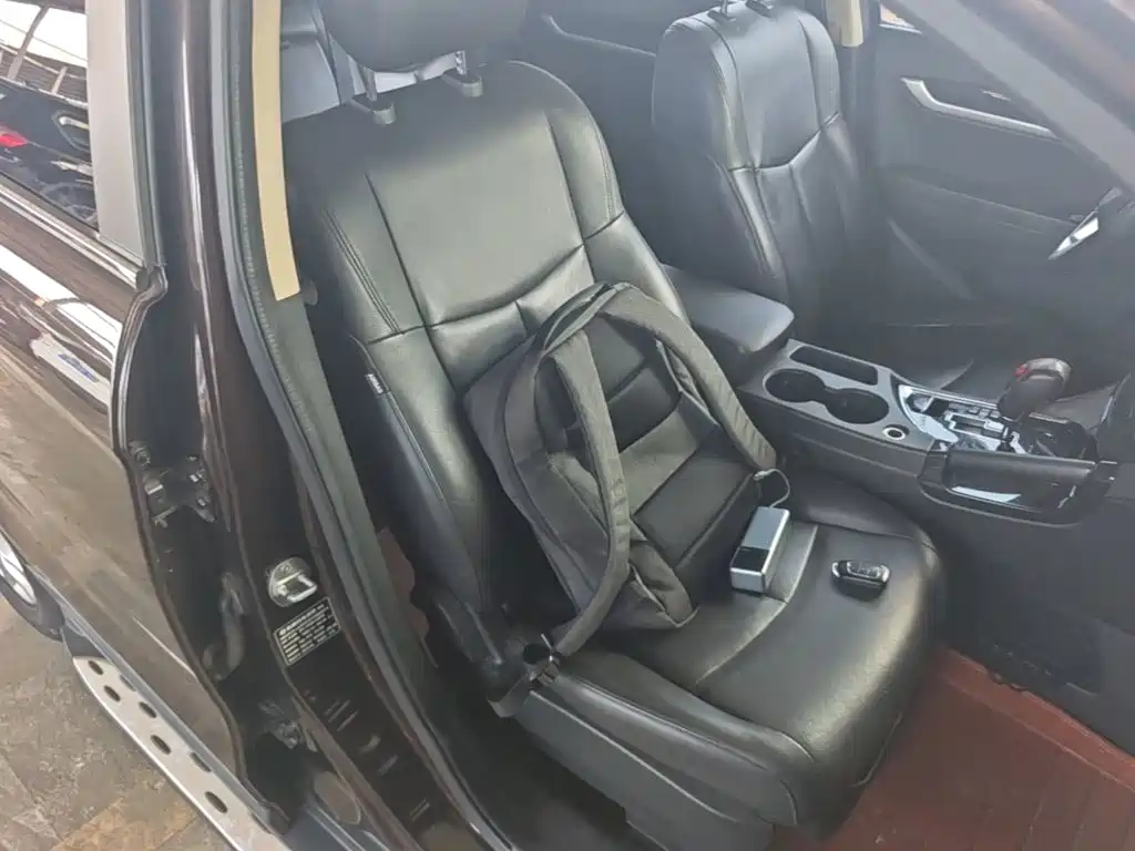 Dongfeng Fengshen AX7 2015 — фото 25