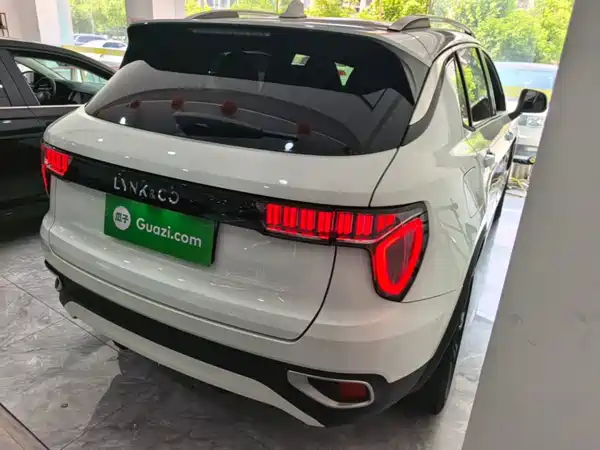 Lynk & Co 01 2019