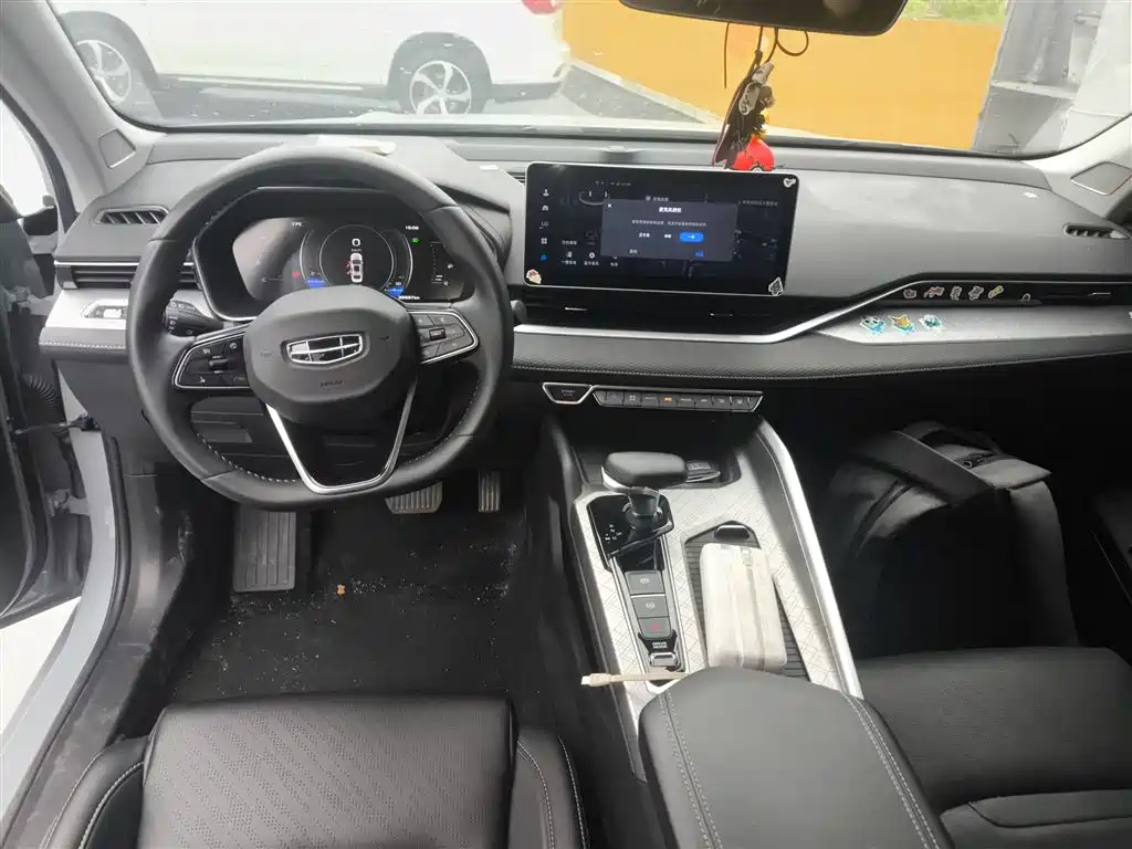 Geely Xingrui 2023 — фото 10