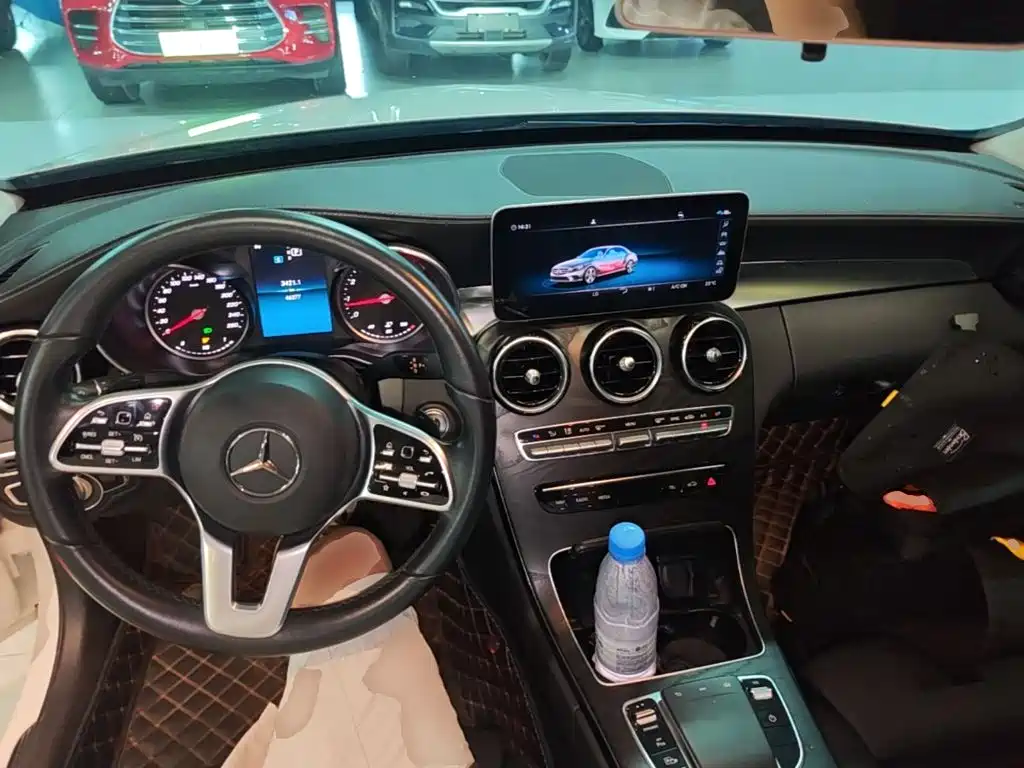Mercedes-Benz C-Class 2019 — фото 10
