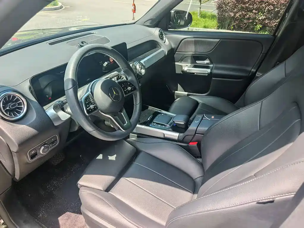 Mercedes-Benz GLB 2022