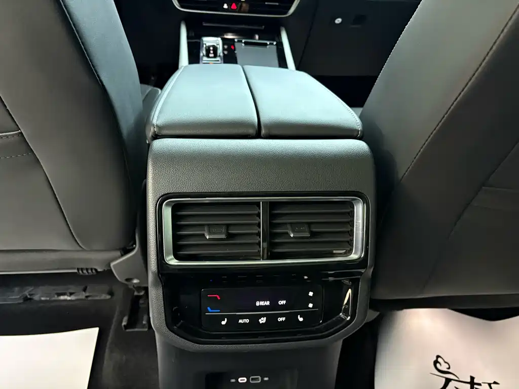 Volkswagen Teramont 2023 — фото 23