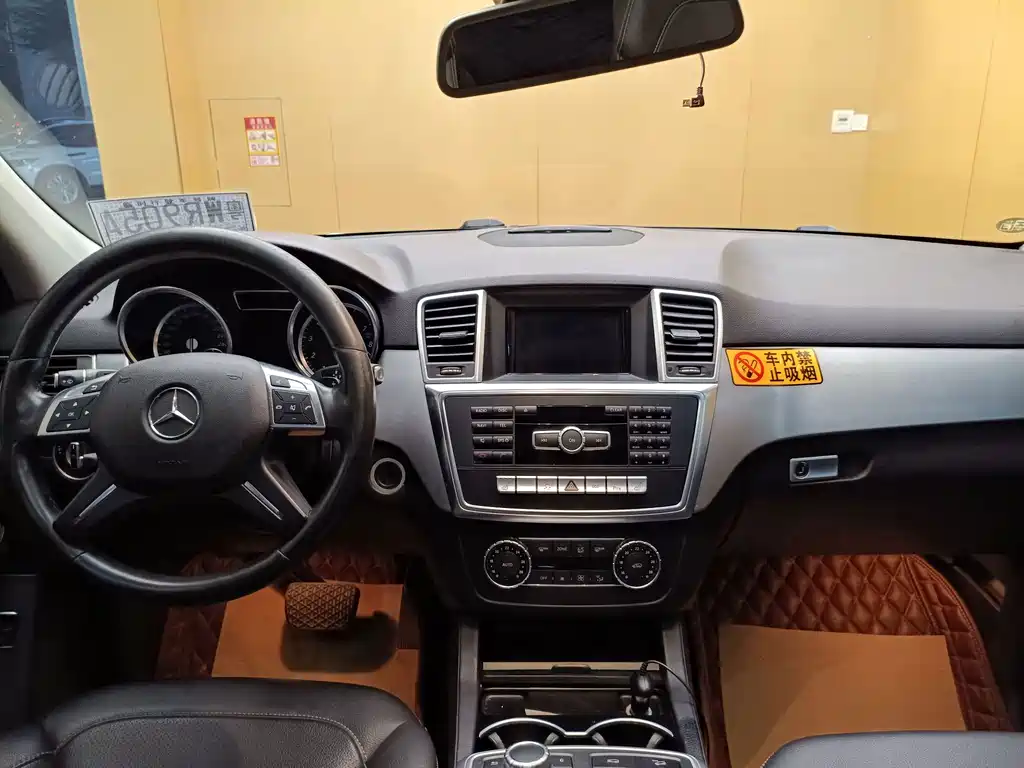 Mercedes-Benz M-Class 2015 — фото 19