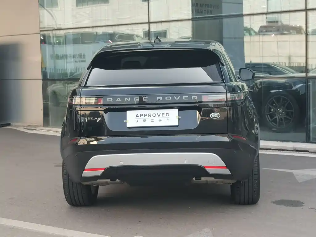 Land Rover Velar 2025 — фото 2