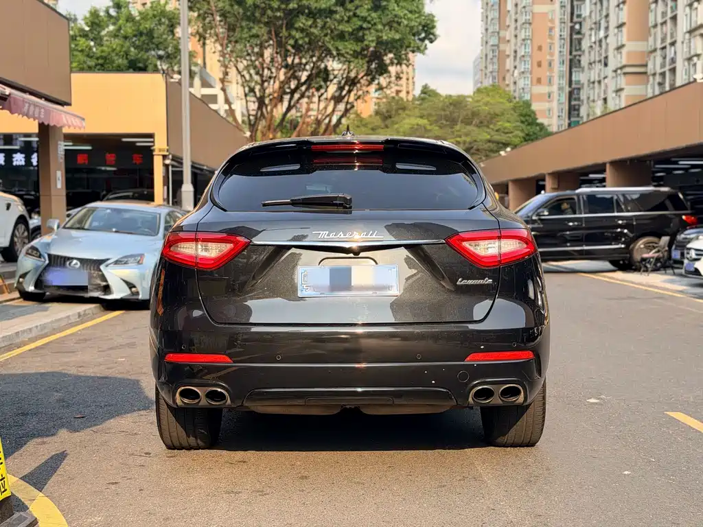 Maserati Levante 2017 — фото 4
