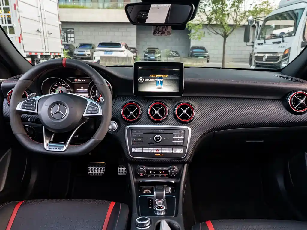 Mercedes-Benz A-Class AMG 2017 — фото 5