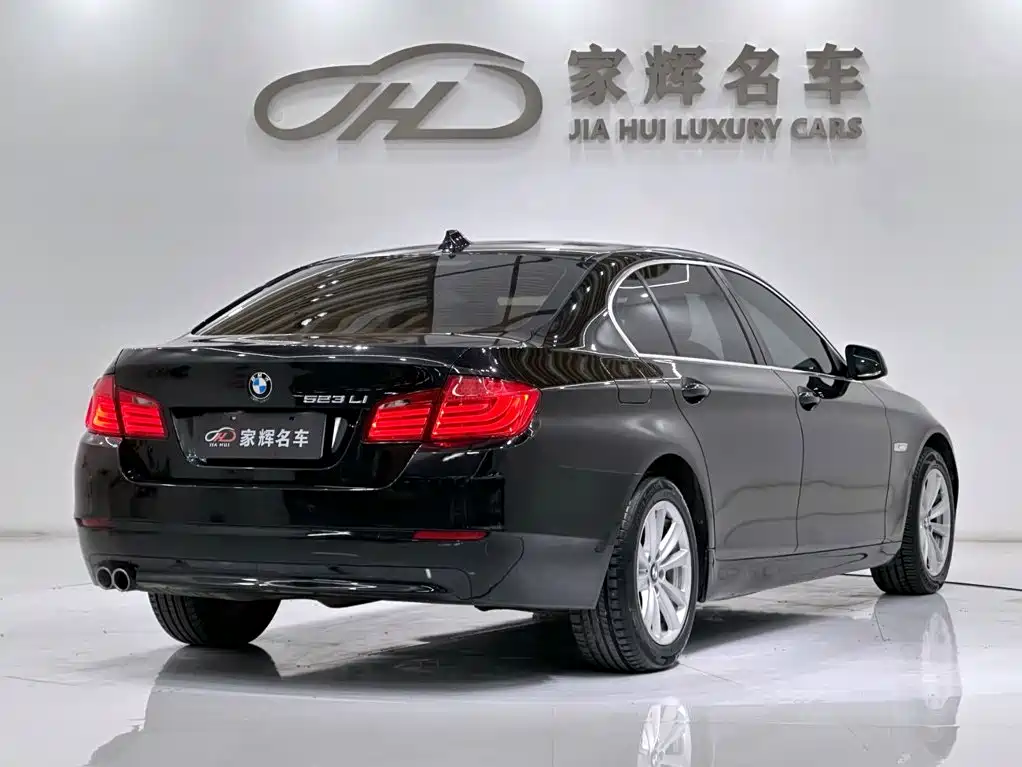BMW 5 Series 2012