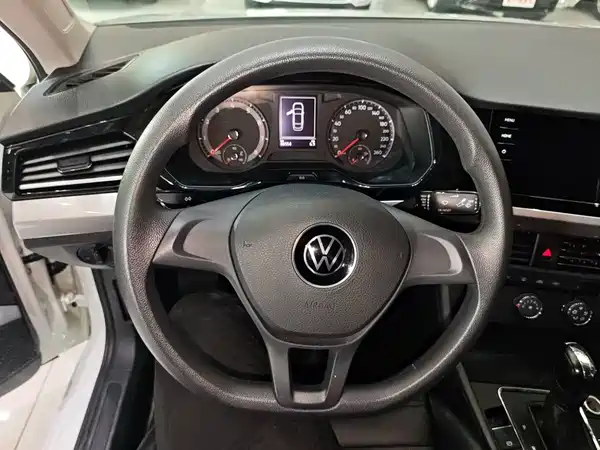 Volkswagen Bora 2021