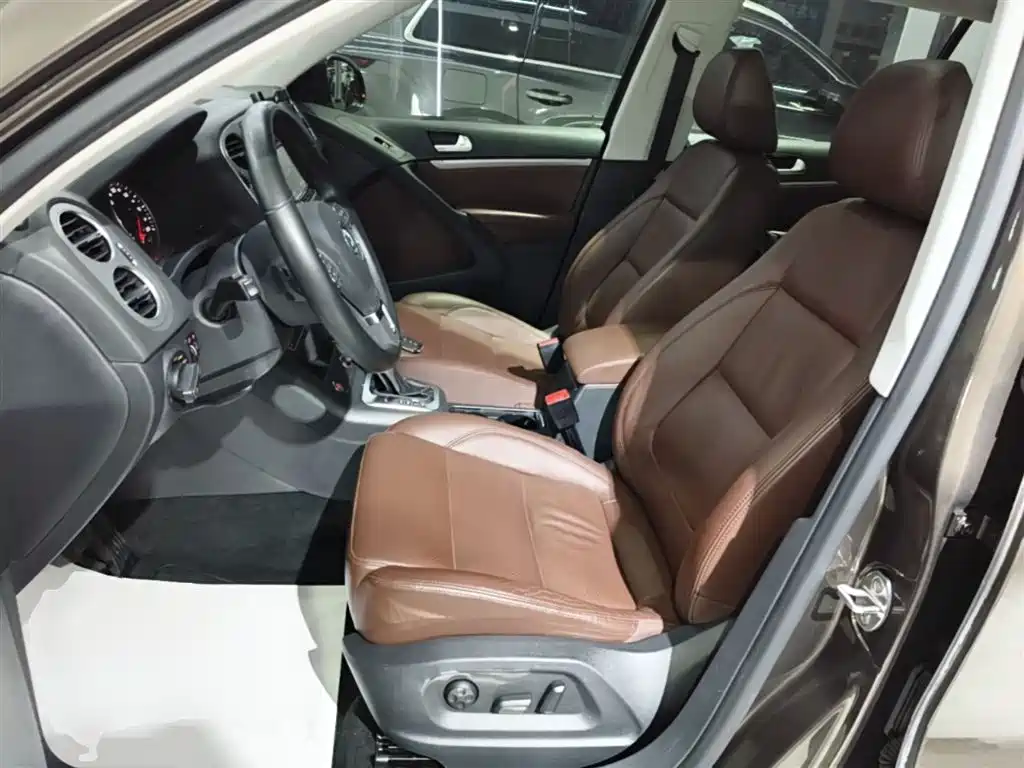 Volkswagen Tiguan 2015 — фото 15