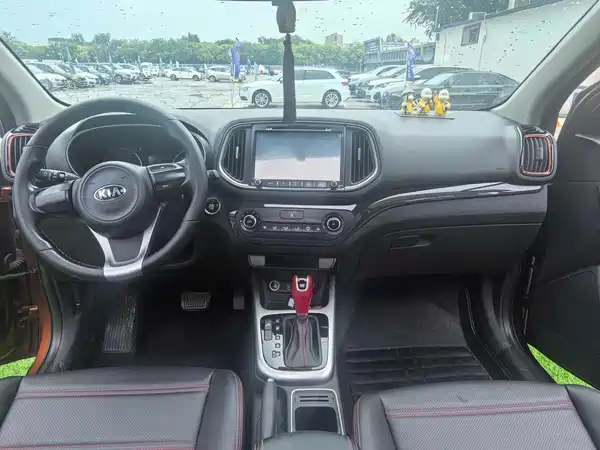 Kia KX3 2015