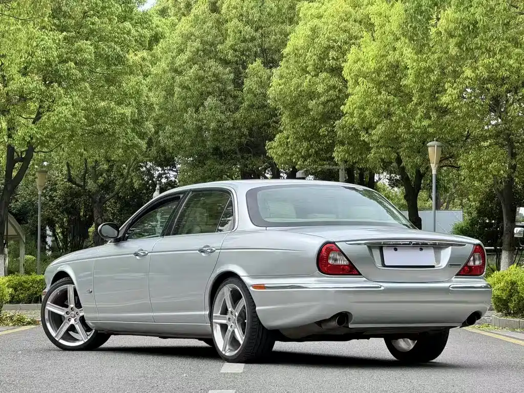 Jaguar XJ 2007 — фото 14
