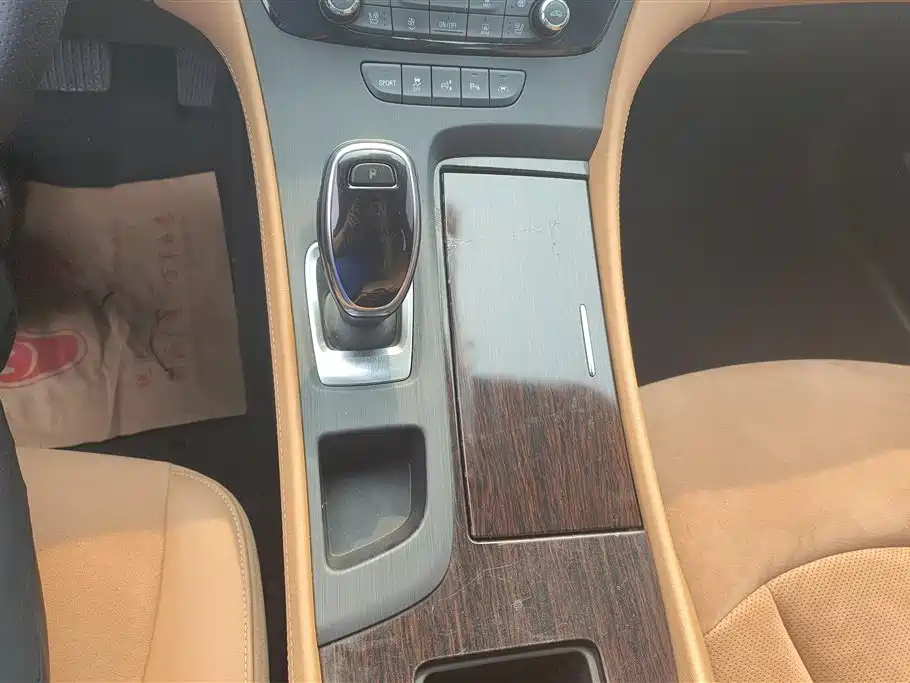 Buick LaCrosse 2018 — фото 16