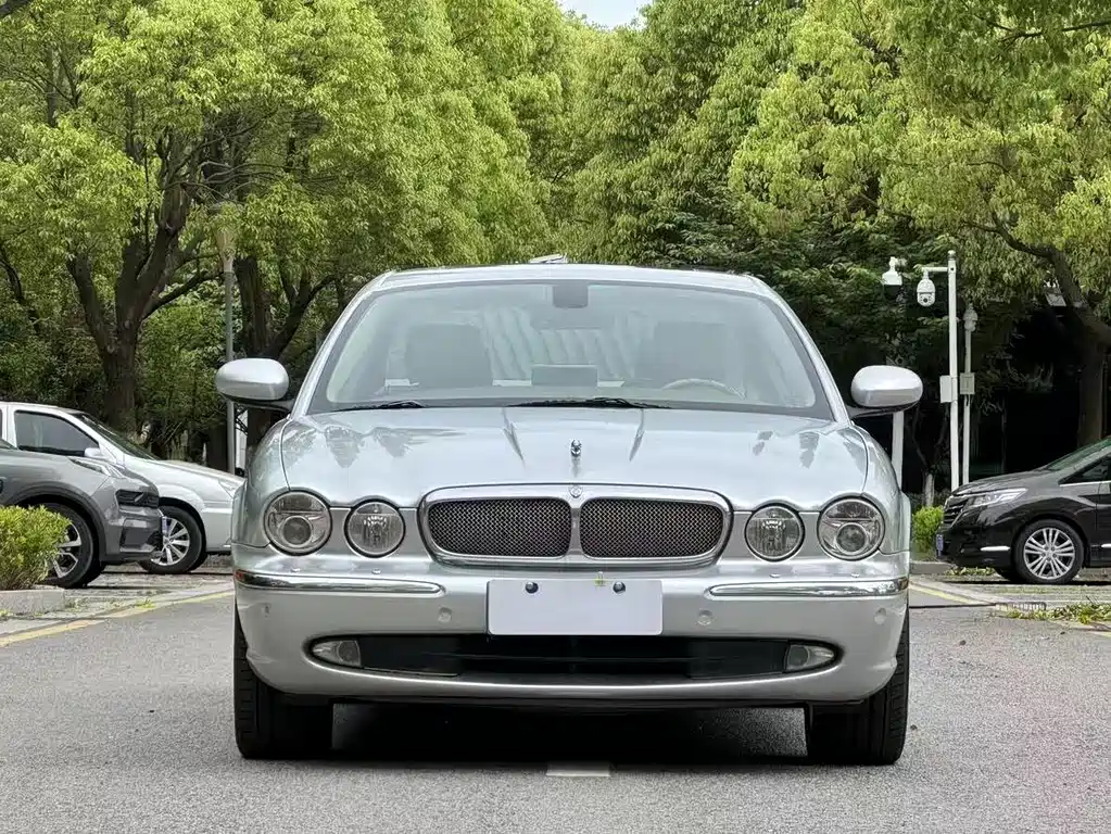 Jaguar XJ 2007 — фото 15
