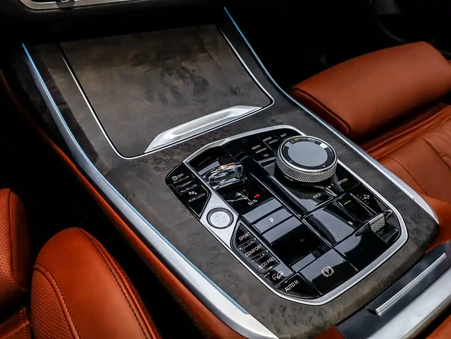 BMW X7 2023 — фото 34