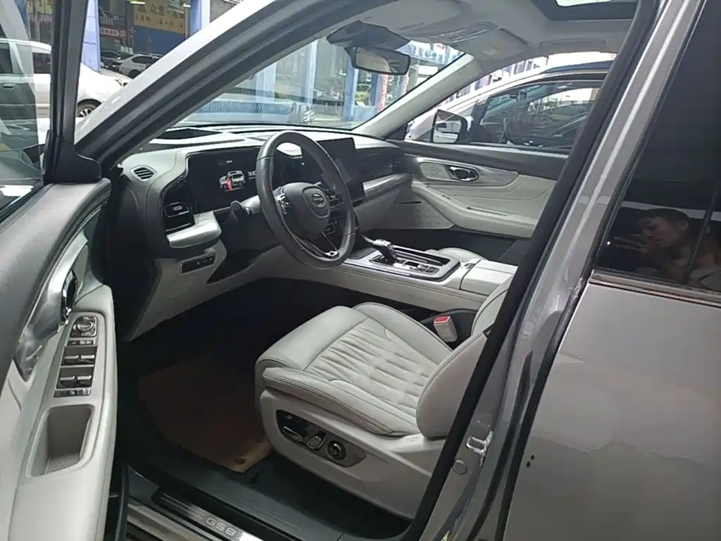 GAC Trumpchi GS8 2022 — фото 15