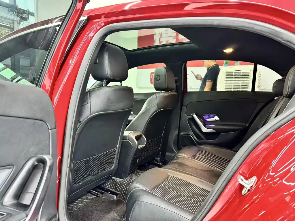 Mercedes-Benz A-Class 2022 — фото 8