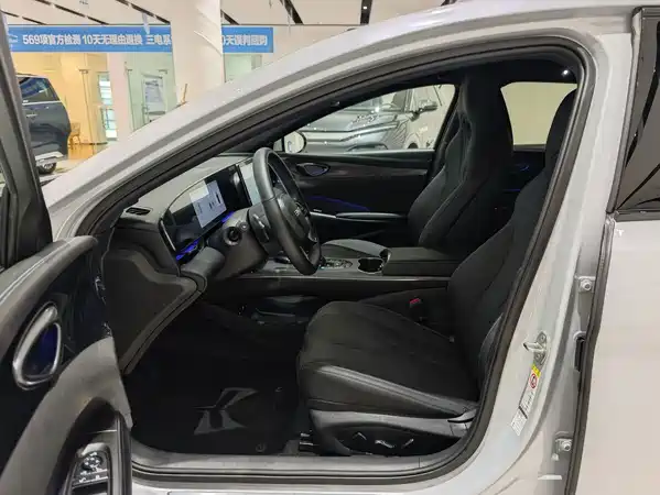 BYD Seal 2025