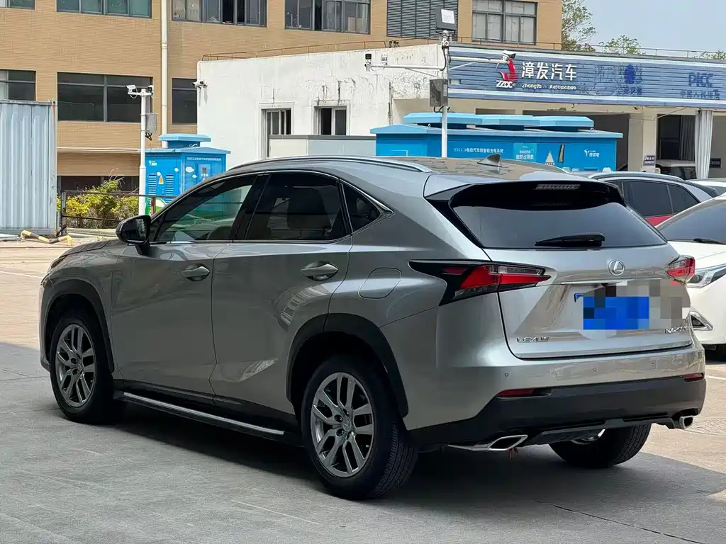 Lexus NX 2016 — фото 8