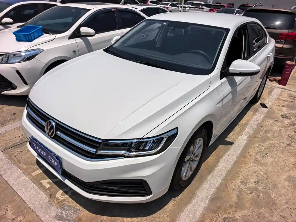 Volkswagen Bora 2022