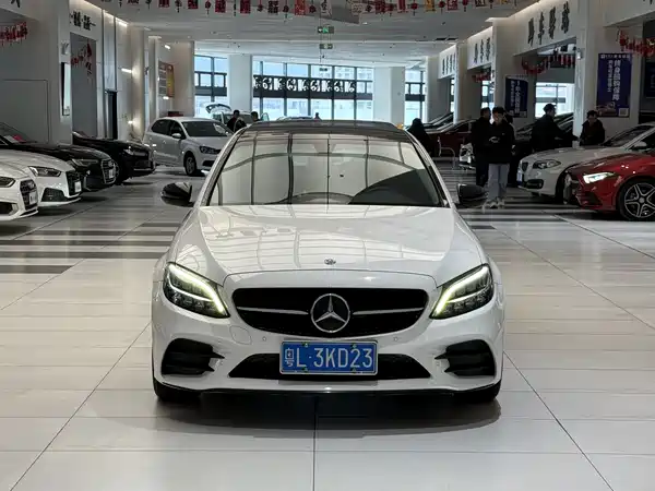 Mercedes-Benz C-Class 2021