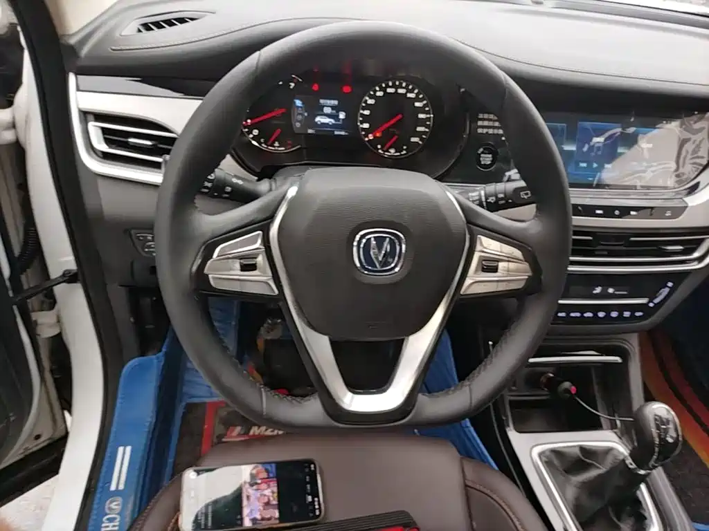 Changan CS35PLUS 2019 — фото 11