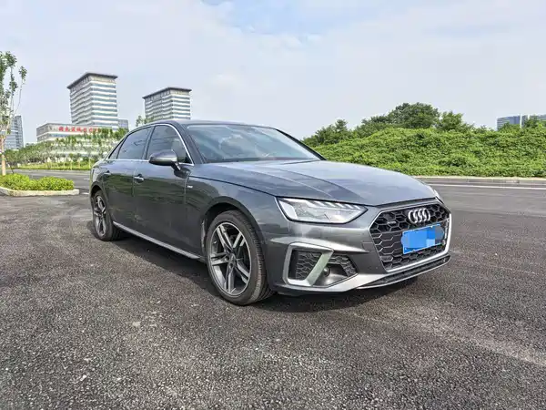 Audi A4L 2021