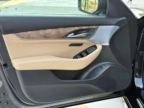 Cadillac CT5 2023