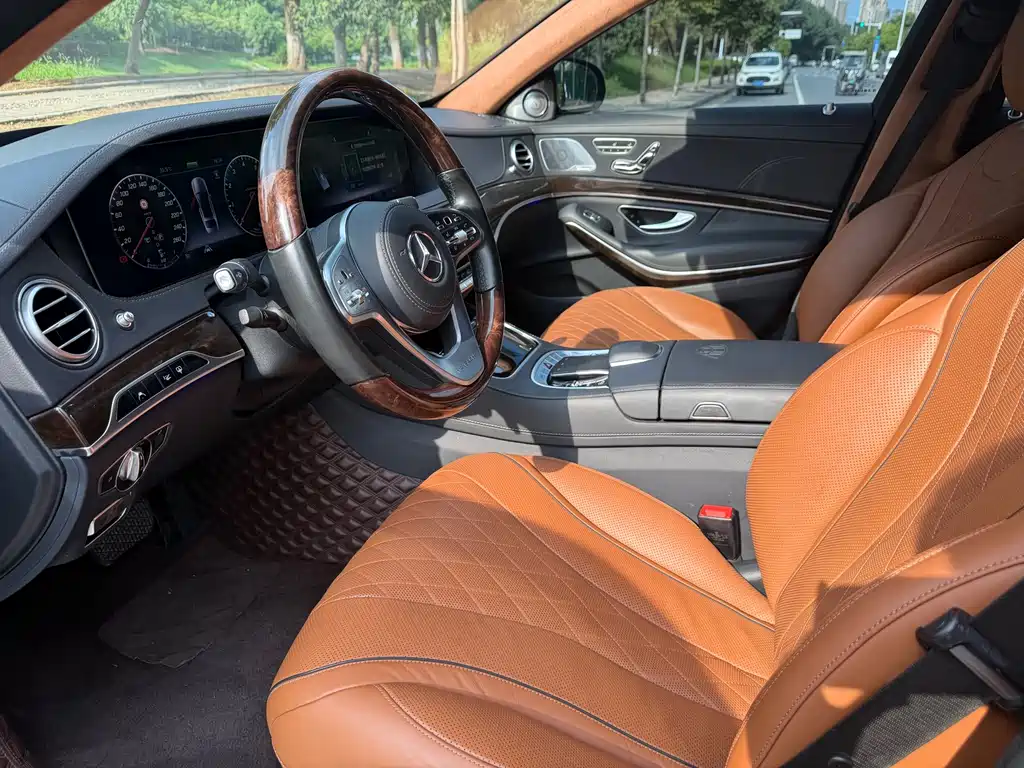 Mercedes-Benz Maybach S-Class 2021 — фото 4