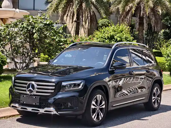 Mercedes-Benz GLB 2024