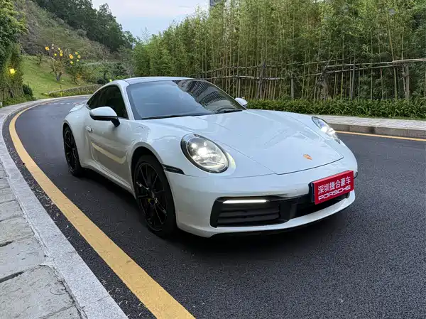 Porsche 911 2022