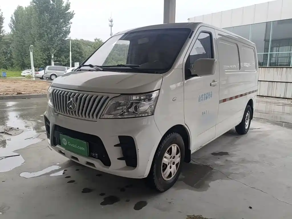 Changan Ruixing EM60 2024