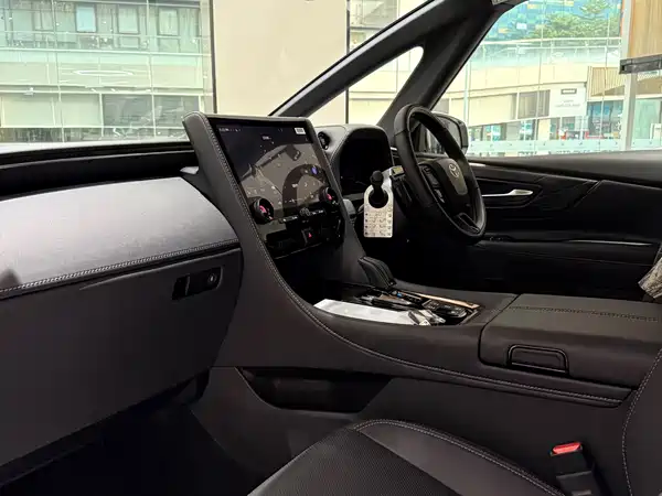 Toyota Vellfire 2025