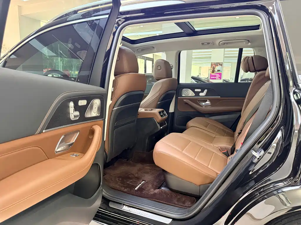 Mercedes-Benz GLS 2025 — фото 9