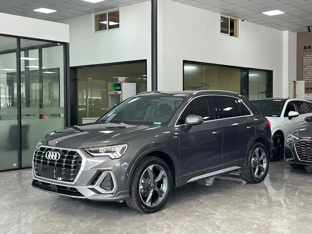 Audi Q3 2022