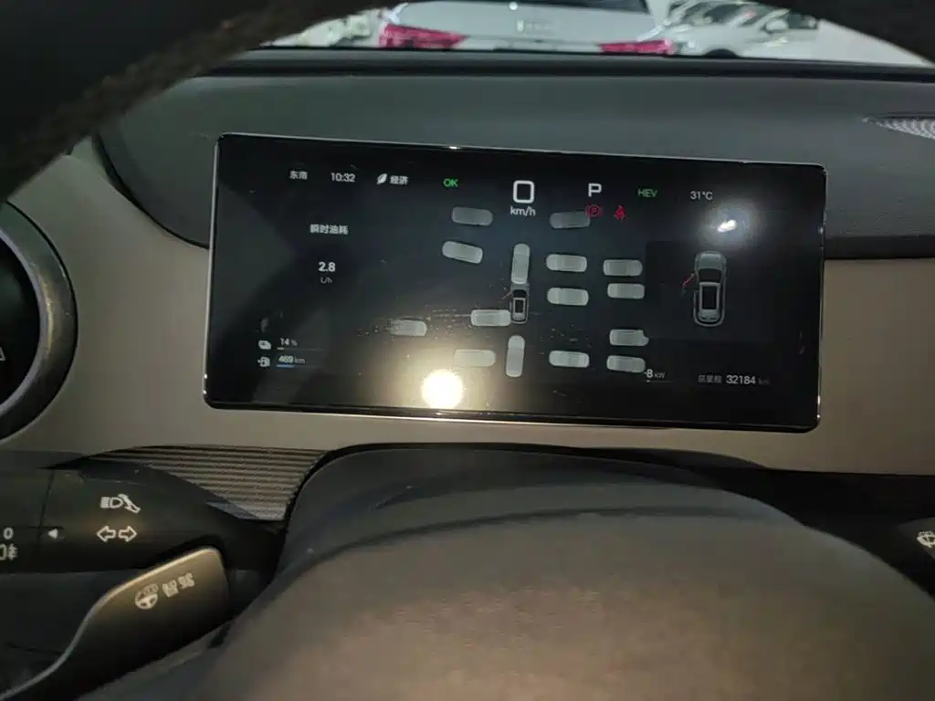 BYD Sealion 05 DM-i 2025 — фото 12