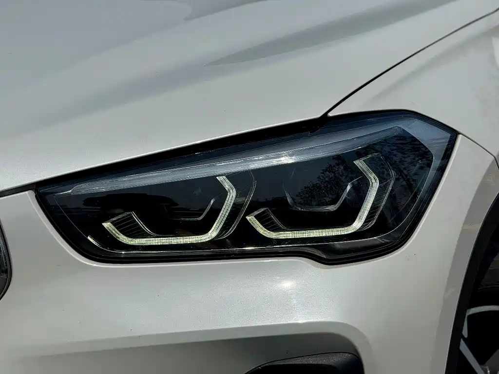 BMW X1 2021 — фото 11