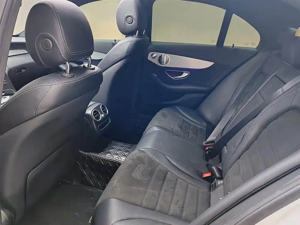Mercedes-Benz C-Class 2021 — фото 20
