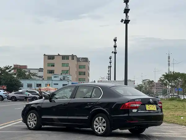 Skoda Superb 2013