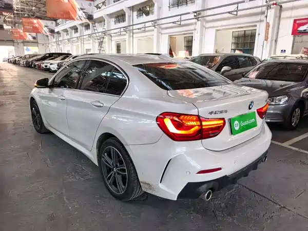 BMW 1 Series 2023