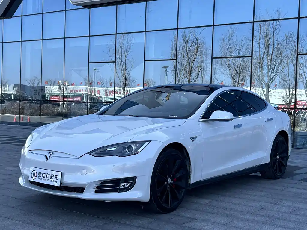 Tesla Model S 2016 — фото 1