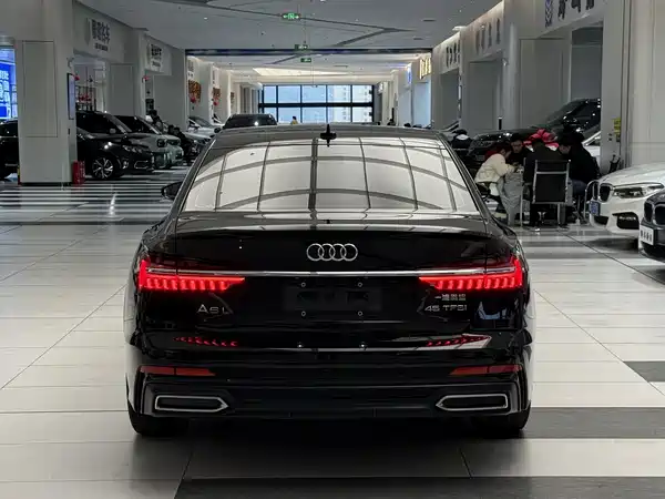 Audi A6L 2020