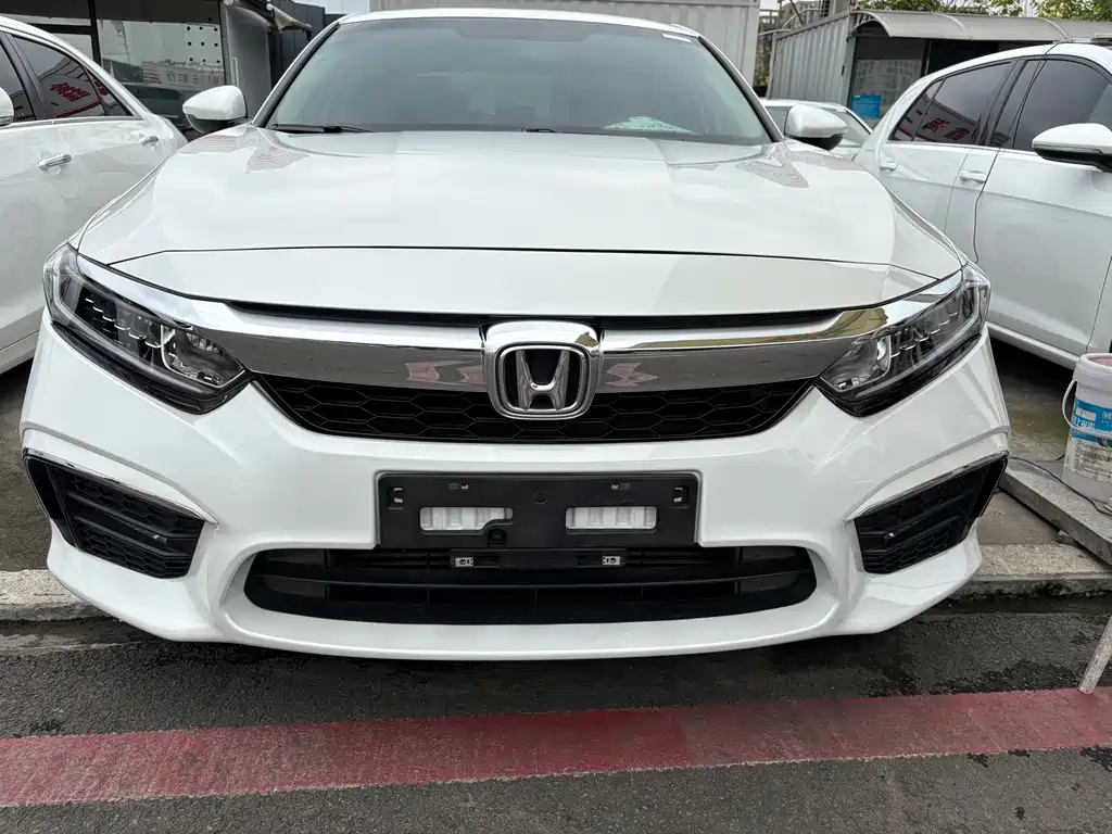 Honda Inspire 2021 — фото 2