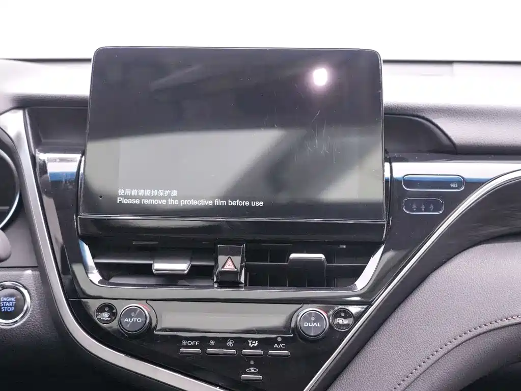 Toyota Camry 2024 — фото 14